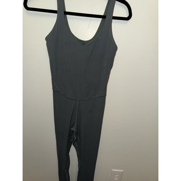 Lululemon Align Ribbed Bodysuit 25" Green Dark Forest size 6 Sleeveless - Picture 3 of 7